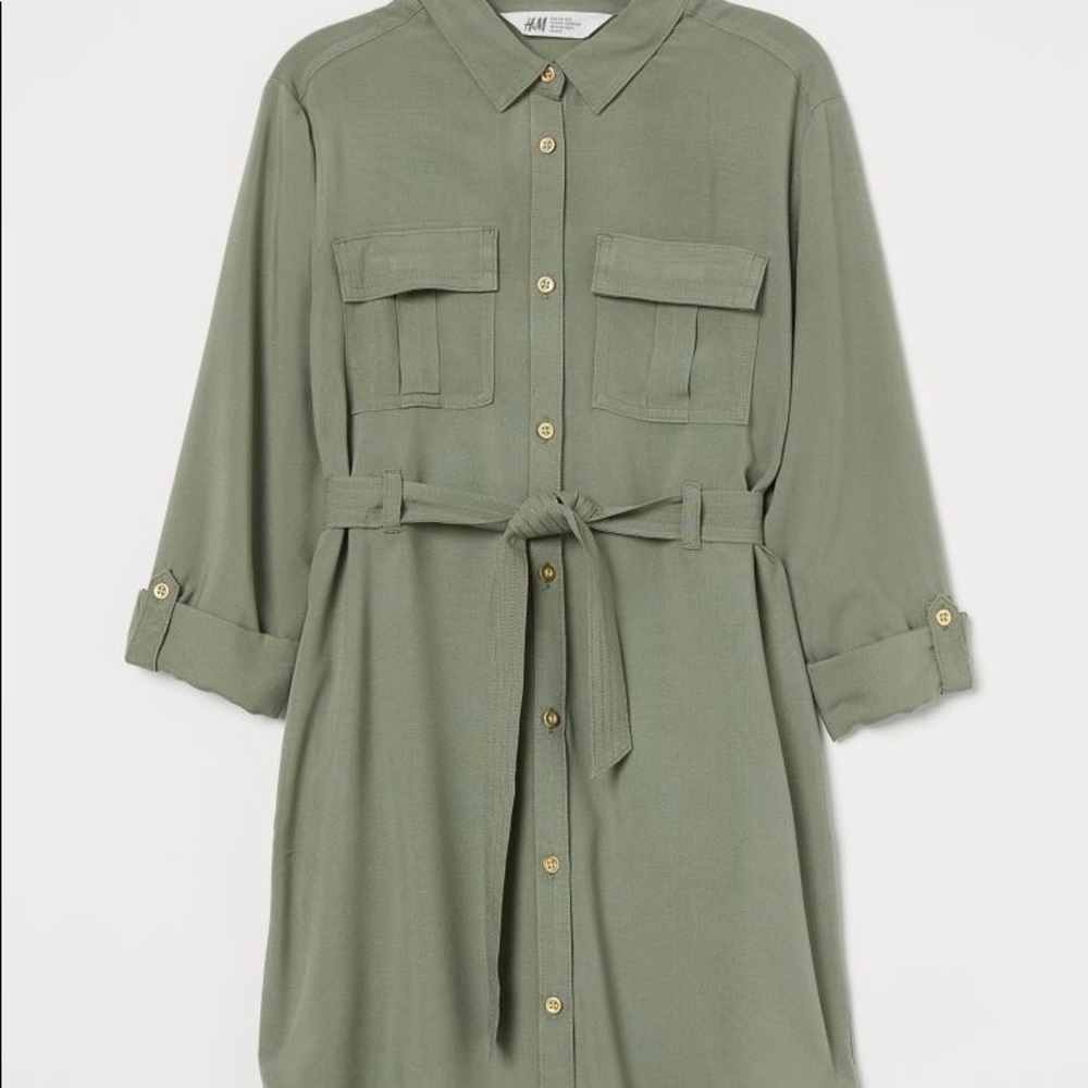 I’m selling a green dress from H&M, size 13-14 years